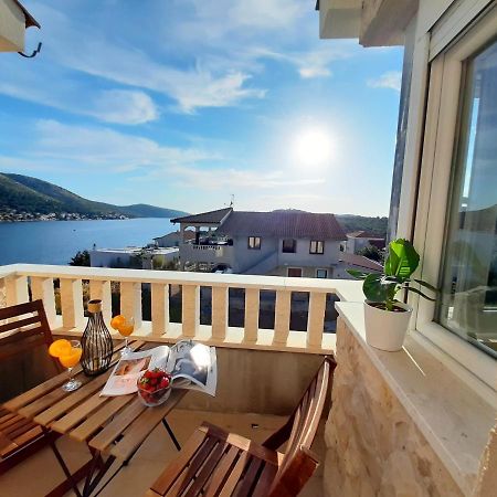 Апартаменты Holiday Beach House Гребастика Экстерьер фото