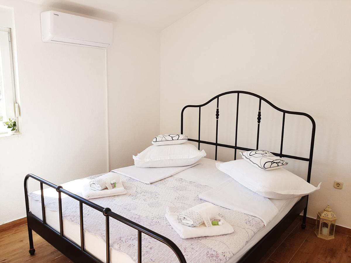 Апартаменты Holiday Beach House Гребастика Экстерьер фото