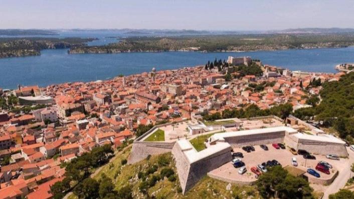 Апартаменты Holiday Beach House Гребастика Экстерьер фото