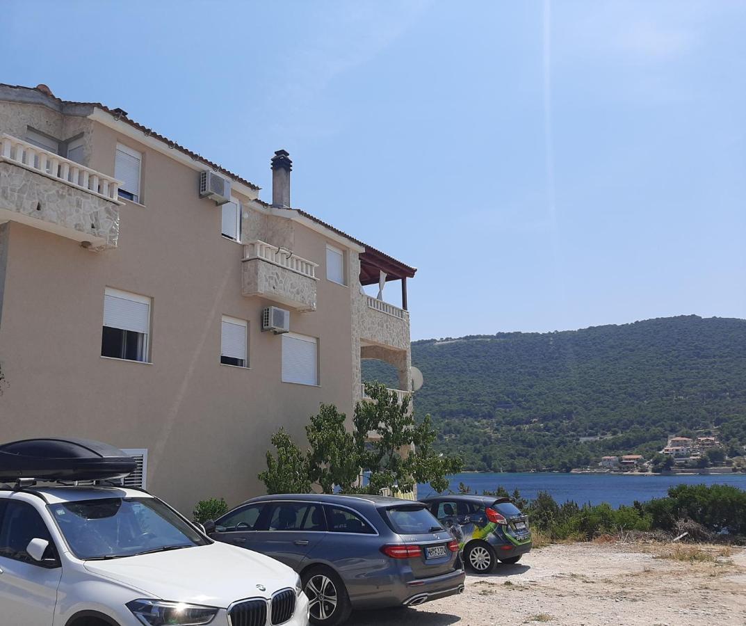 Апартаменты Holiday Beach House Гребастика Экстерьер фото